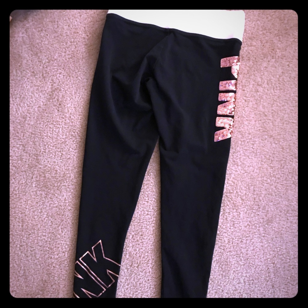 SOLD🚫 New VS Pink Leggings
